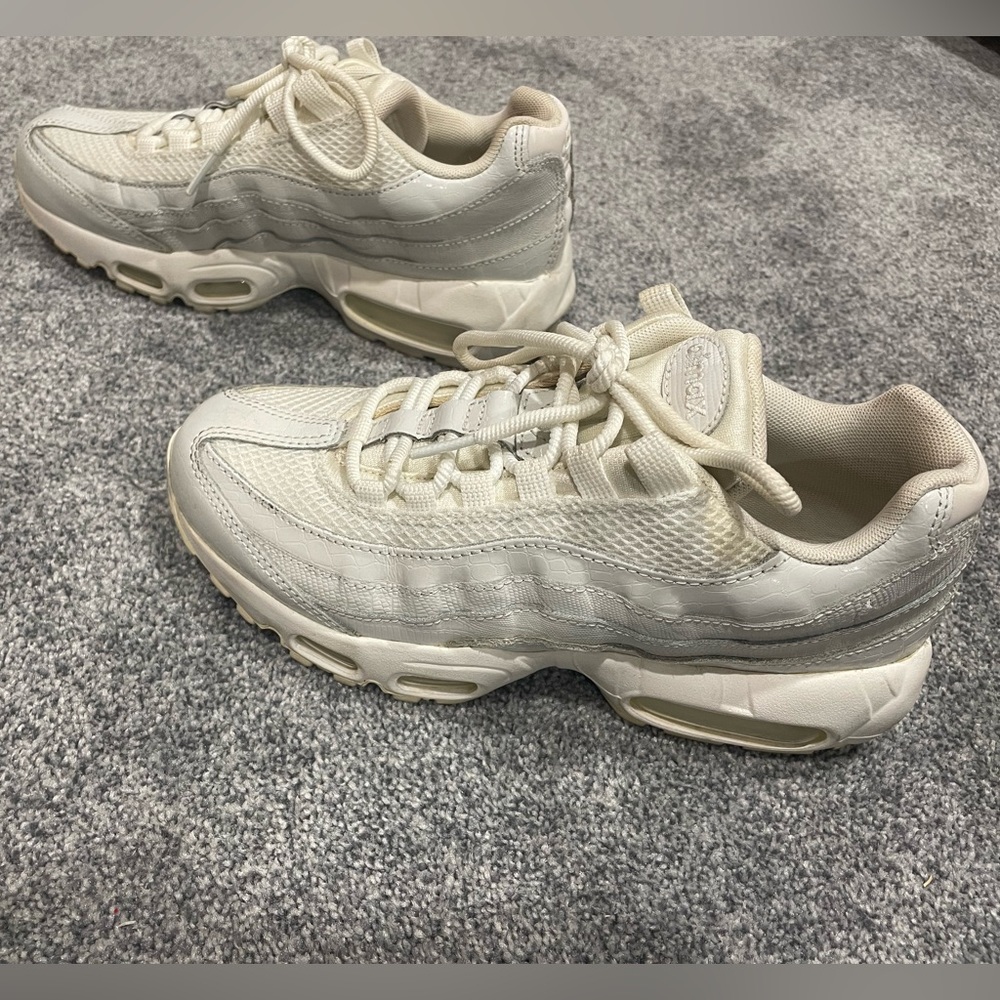 Nike Air Max 95 Sneakers